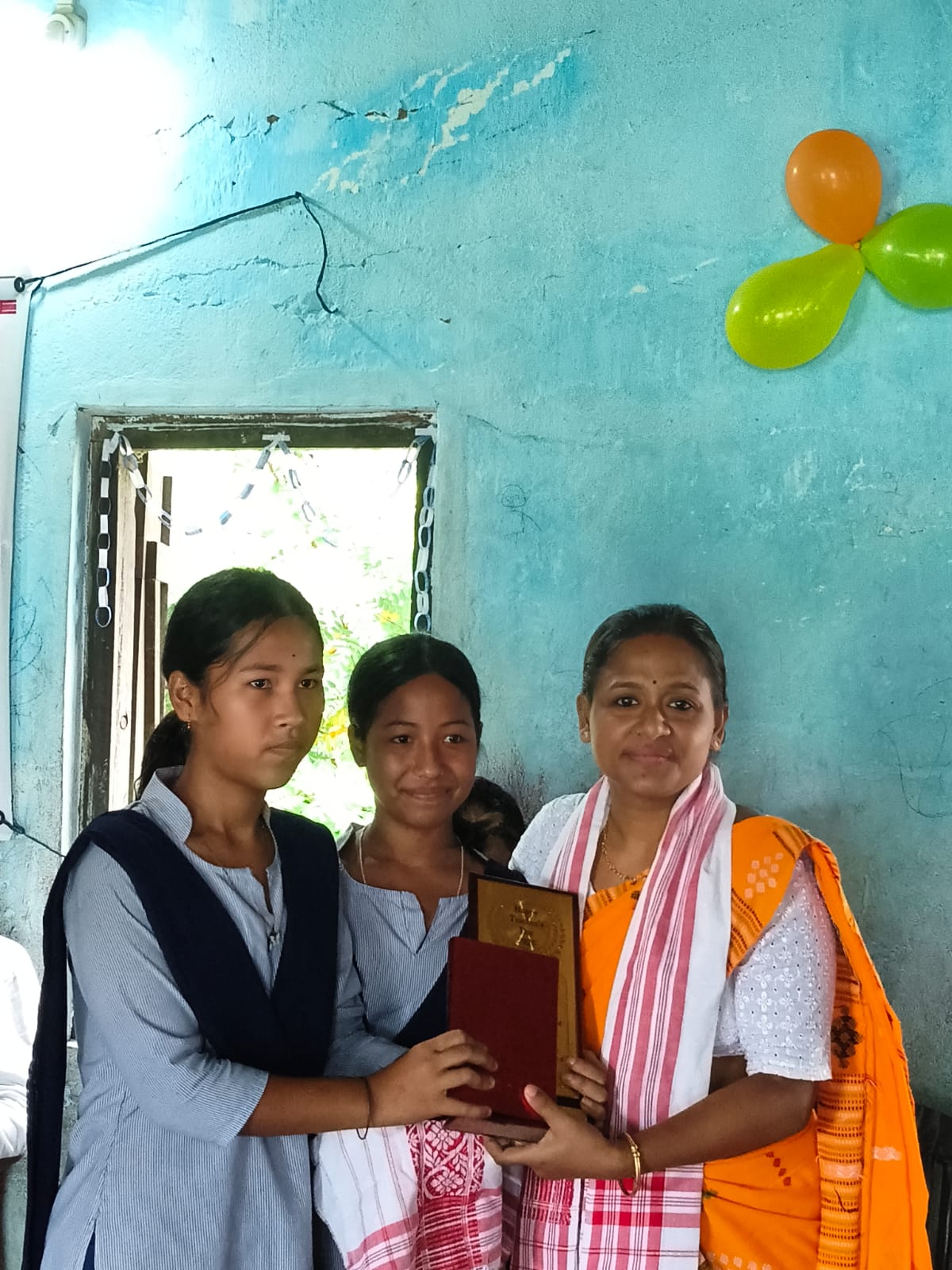 Group Photograph of Honoured Headmasters, Educators & Project Coordinators - Vedanta & CEDRA MLI Project Assam - CEDRA Community Work Gujarat